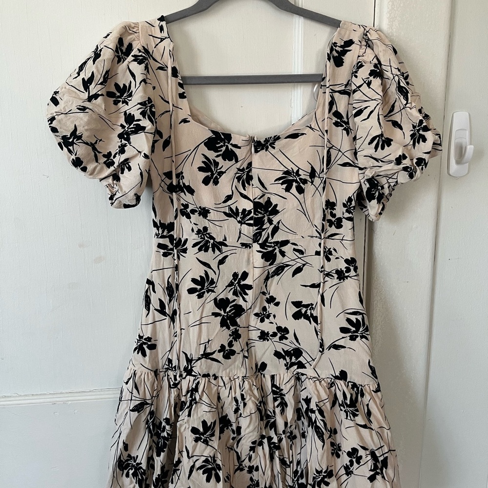 ASTR The Label Cream Puff Sleeve Floral Dress - Picture 3 of 4